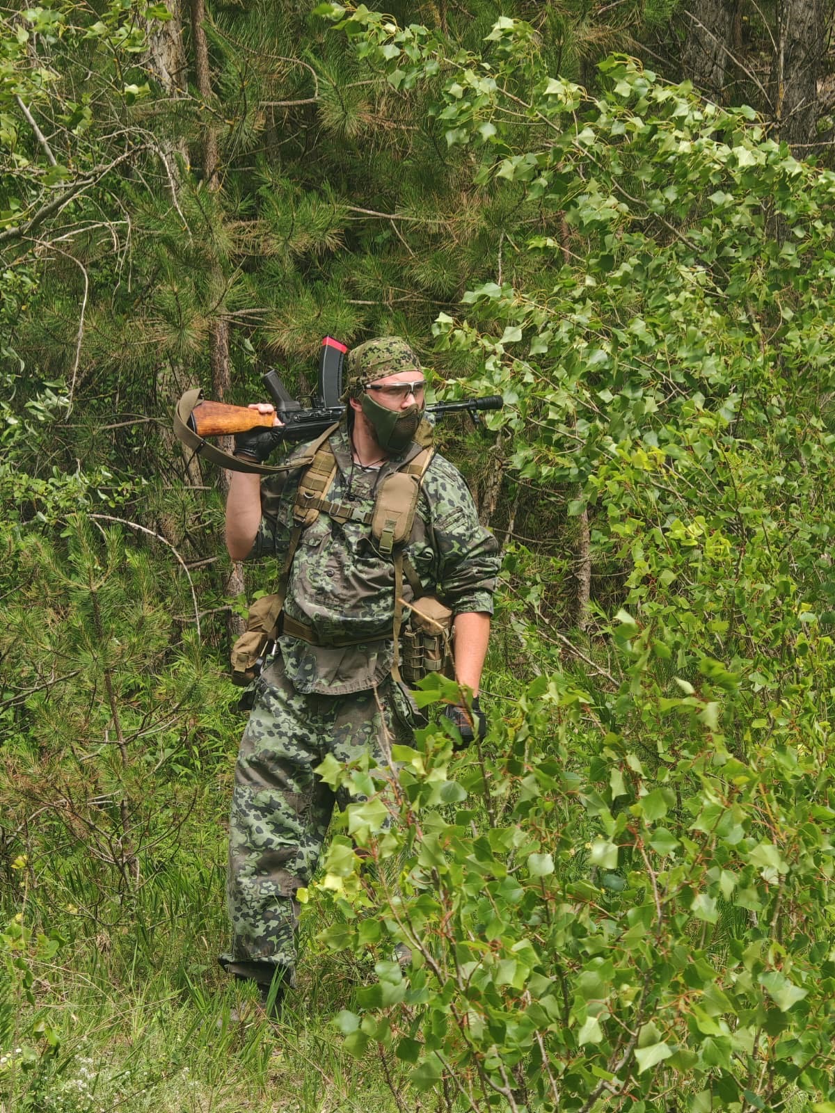 Kültéri airsoft játék a West Gate terepén
