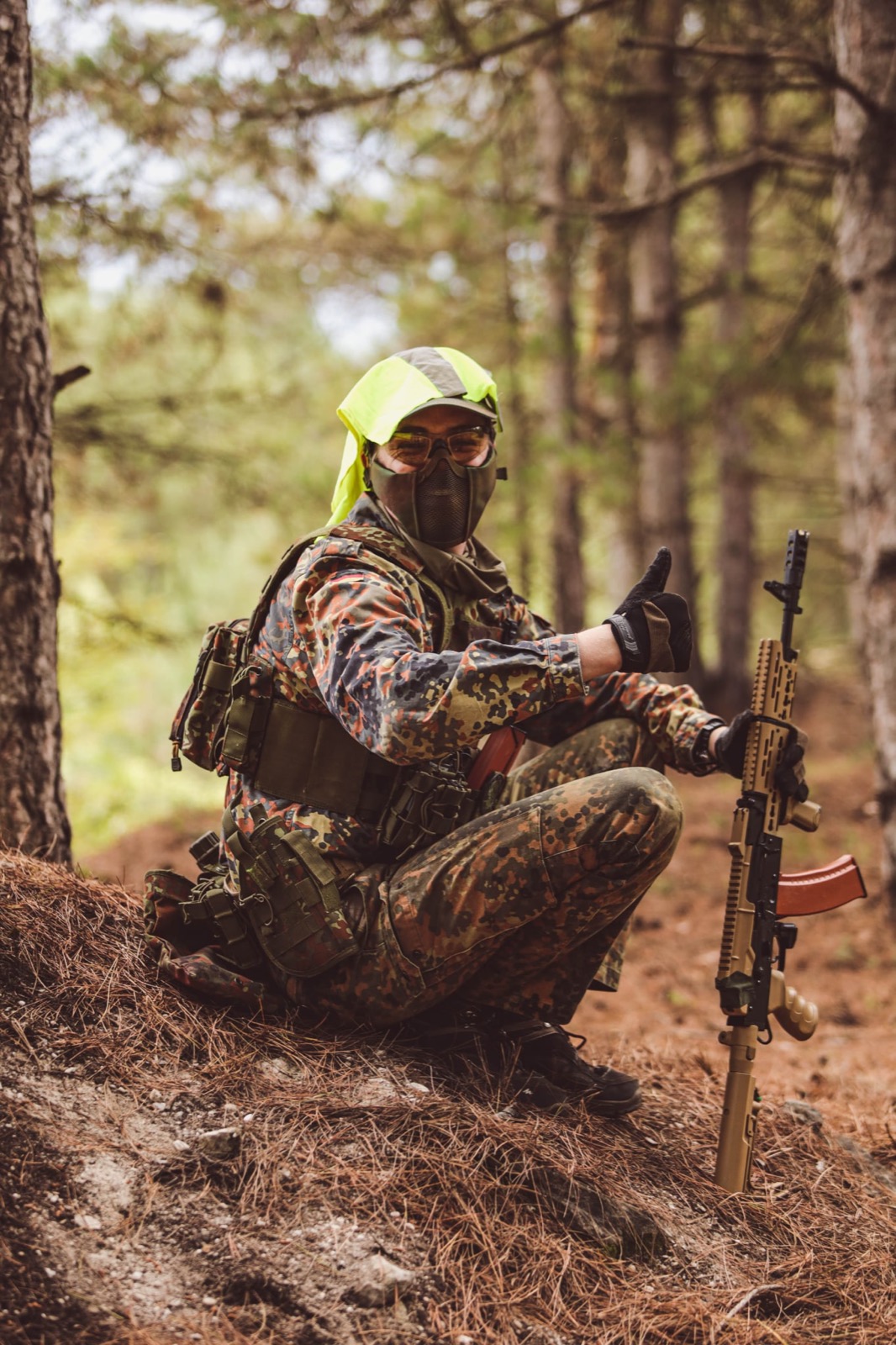 Kültéri airsoft játék a West Gate terepén